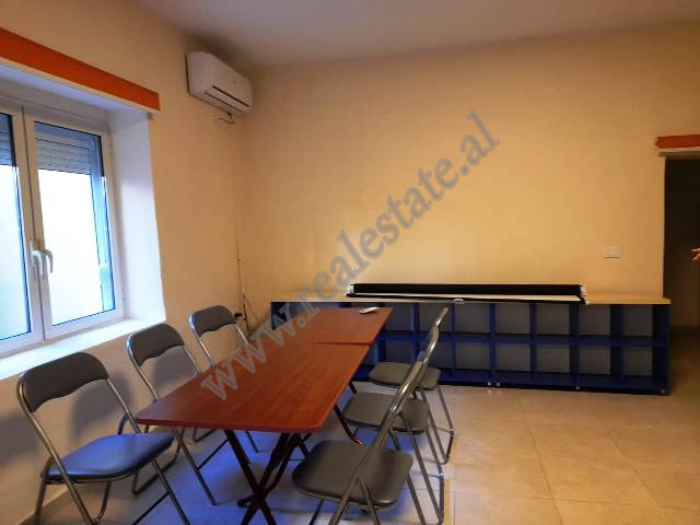 Two storey villa for rent in near Arkitekt Kasemi Street in Tirana.
The house has a construction ar